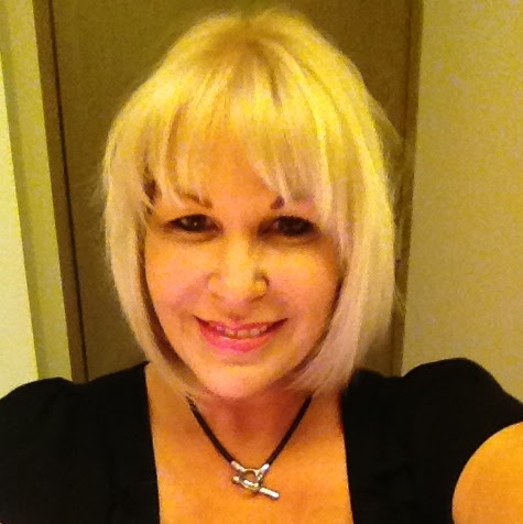 Tracey English Photo 28