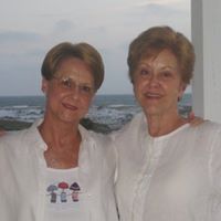 Linda Sealy Photo 6