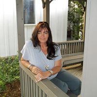Terri Grimes Photo 8
