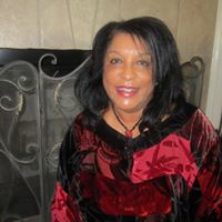 Carol Myers Photo 30