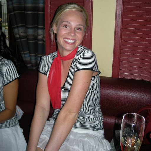 Caroline Shields Photo 33