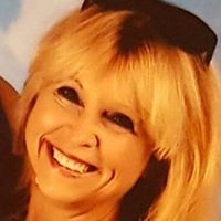 Sandy Thompson Photo 34