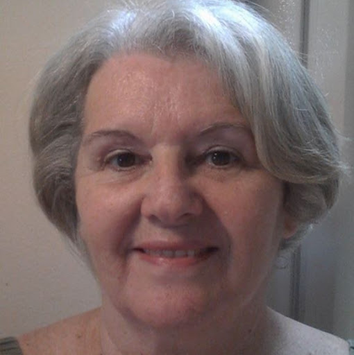 Bea Stephens Photo 18