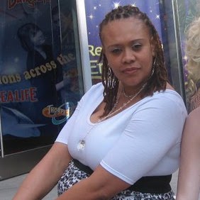 Loretta Lawrence Photo 41