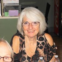 Terri Henderson Photo 6