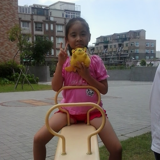 Serena Chen Photo 11