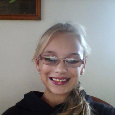 Renee Hardy Photo 5