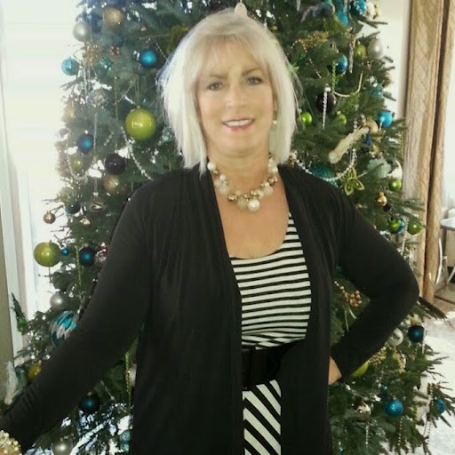 Linda Kirby Photo 28