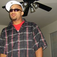 Travis Cromwell Photo 10