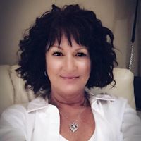 Kimberly Mobley Photo 32