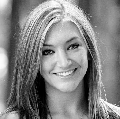 Emily Williams Photo 41