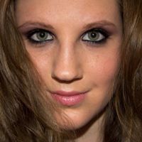 Rebecca Lenz Photo 28
