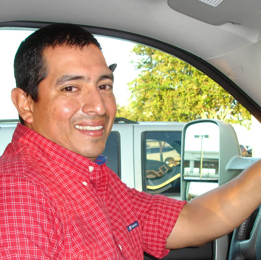 Lou Vazquez Photo 27