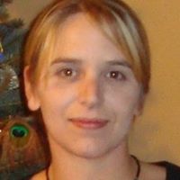 Sarah Gould Photo 17