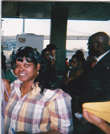 Sandra Oliver Photo 8