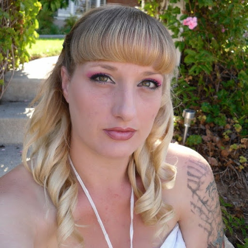 Heather Pike Photo 37