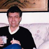 Charles Hutton Photo 19