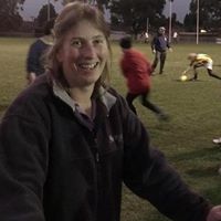 Caroline Ellis Photo 28