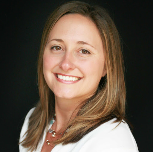 Monica Lowe Photo 33