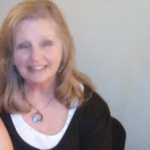 Barbara Hudson Photo 20