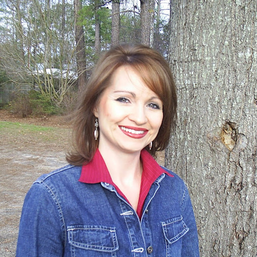 April Garner Photo 9