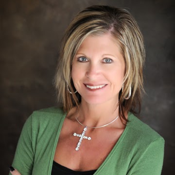 Alicia Hodges Photo 41