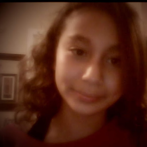 Samantha Morales Photo 34
