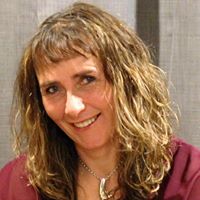 Kelly Janssen Photo 34