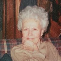 Barbara Bond Photo 42