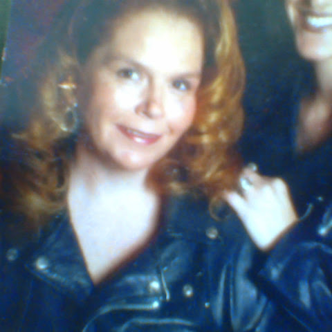 Michelle Platt Photo 36
