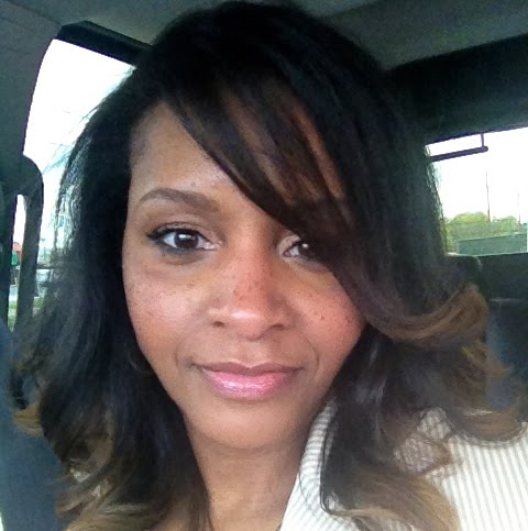 Kimberly Lloyd Photo 17