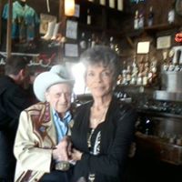Barbara Doss Photo 33