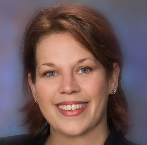 Christine Moore Photo 31