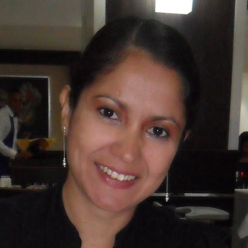 Claudia Caballero Photo 21