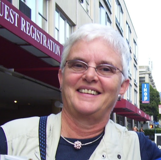 Nancy Thomson Photo 27