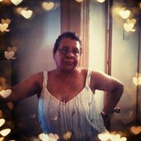 Dee Burke Photo 34