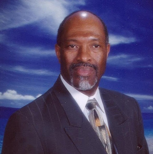 Robert Ambrose Photo 28