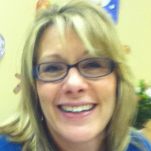 Jennifer Hermann Photo 26