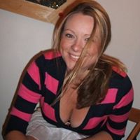 Alice Powell Photo 46