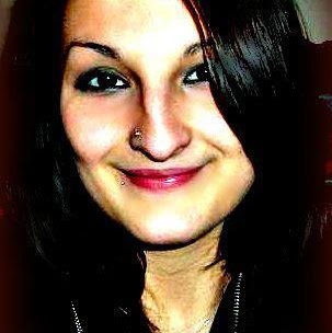 Cassandra Robbins Photo 30