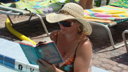 Cindy Moore Photo 18