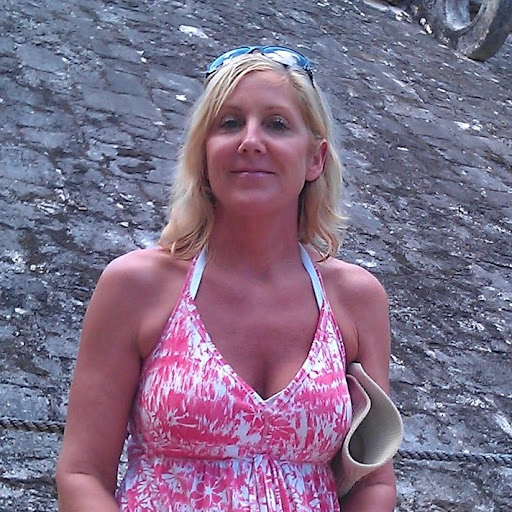 Karen Hopkins Photo 8