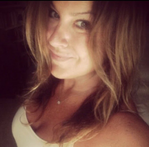 Jennifer Hancock Photo 34