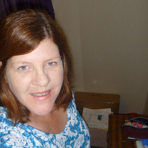 Linda Roach Photo 34