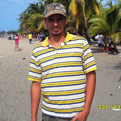 Josue Moncada Photo 5