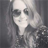 Rachael Robbins Photo 24