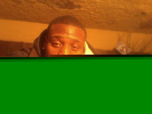 Derrick Reese Photo 41