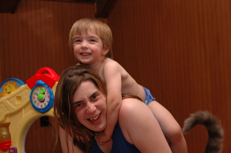 Kelly Richards Photo 12