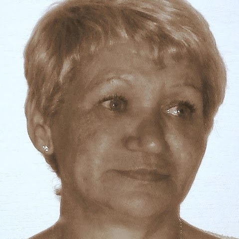 Maria Puente Photo 38