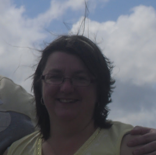 Michelle Wiles Photo 32